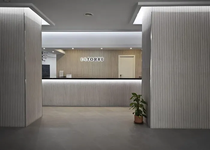 La Colina Enjoy * Τορρεμολίνος